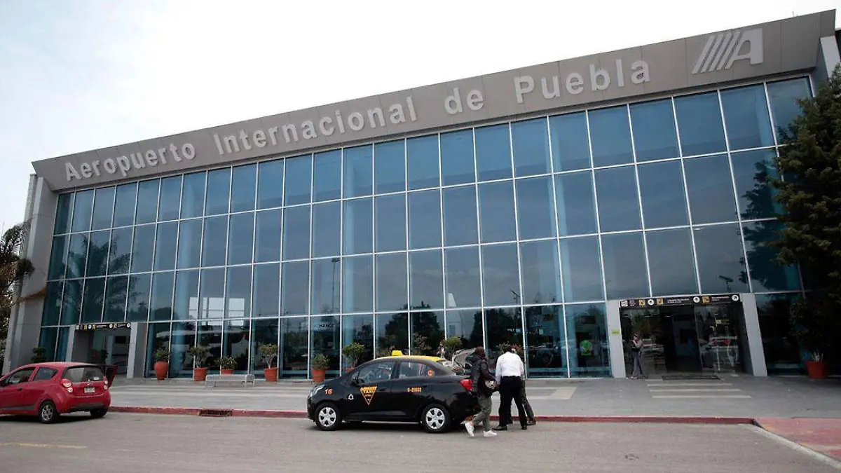 Los vuelos que parten del Aeropuerto Internacional Hermanos Serdán, en Puebla, con destino a Cancún, no han sido cancelados